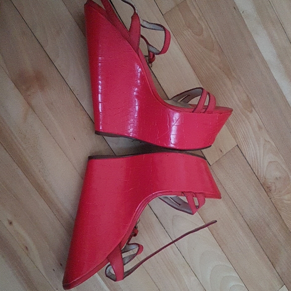 Wedges - Picture 2 of 2